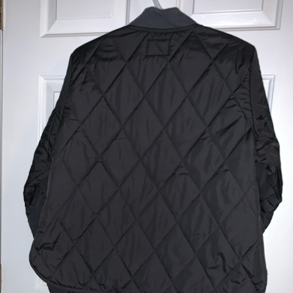 Old Navy Lightweight Puffer Jacket - Picture 2 of 2